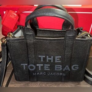 Leather Marc Jacobs Tote (Small)